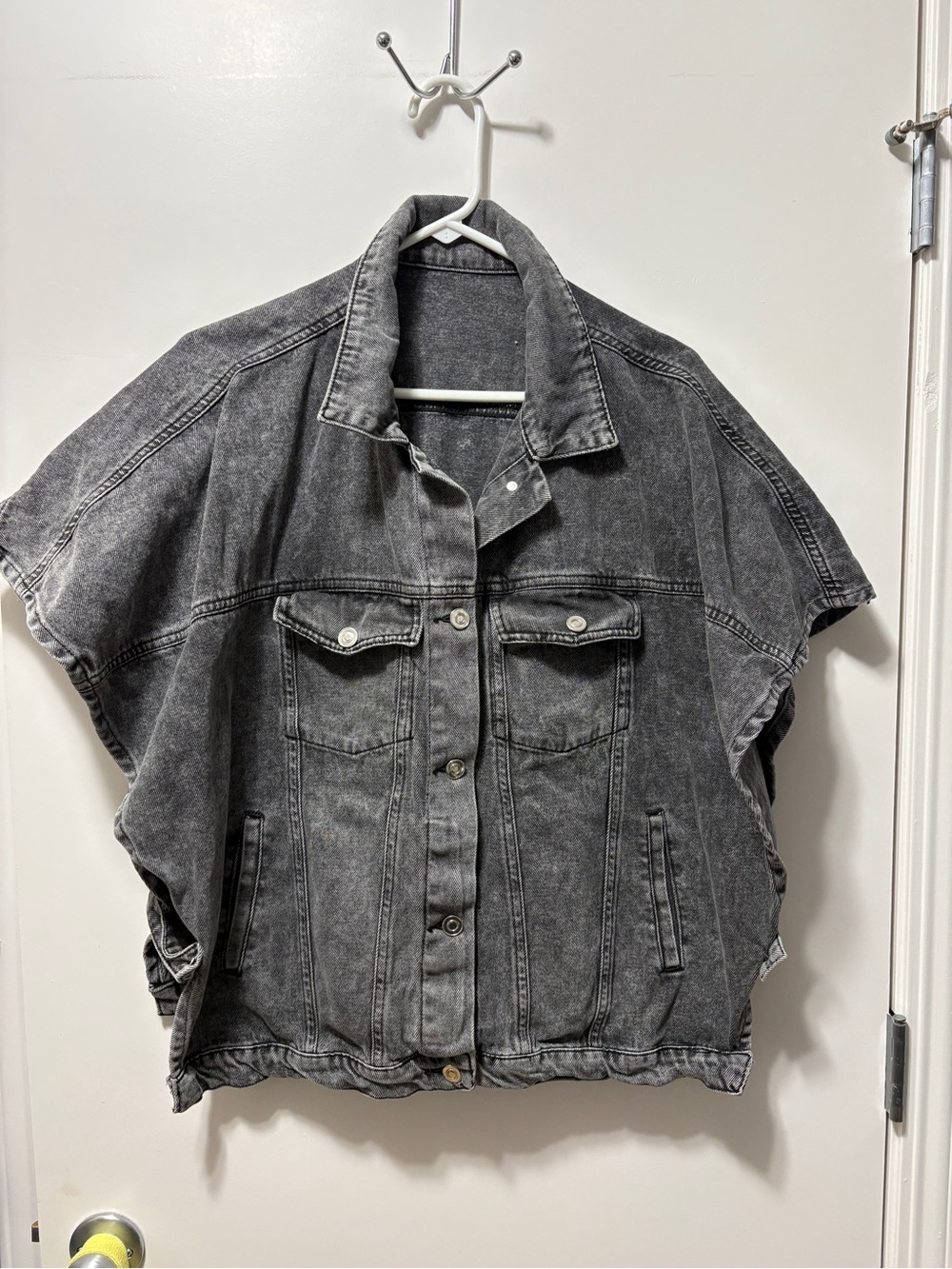 Denim buttondown jacket